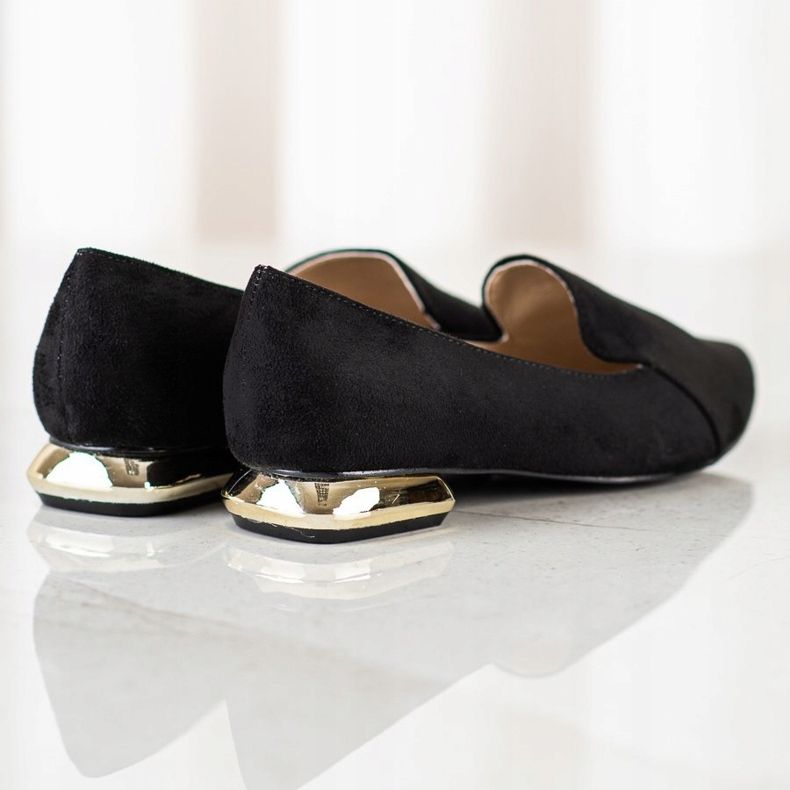 Goodin Szivattyúk arany sarokkal fekete 1