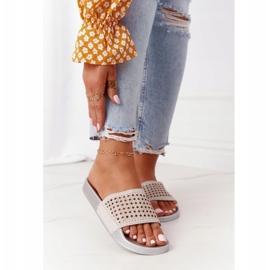 EVE Szürke Tonya flitteres gumi papucs 2