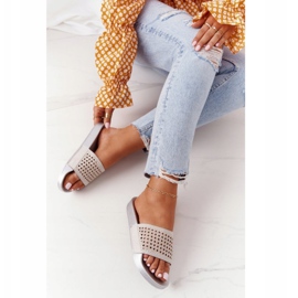 EVE Szürke Tonya flitteres gumi papucs 1