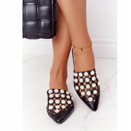 PS1 Fekete hullámzó papucs felsőrésszel és gyöngyökkel 1 PS1 Fekete hullámzó papucs felsőrésszel és gyöngyökkel 1