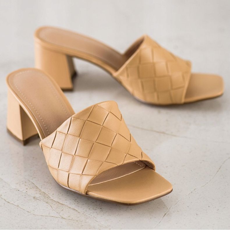 SHELOVET Steppelt bézs papucsok 1