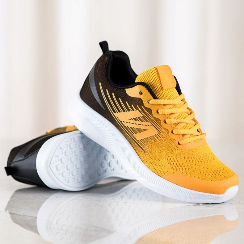 SHELOVET Könnyű textil cipők fekete sárga 1