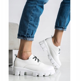 SHELOVET White Brogues a platformon fehér 2