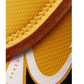 Nike Mercurial Vapor 13 Club Ic PS (V) Junior AT8170 801 futballcipő fehér fekete narancssárga 3