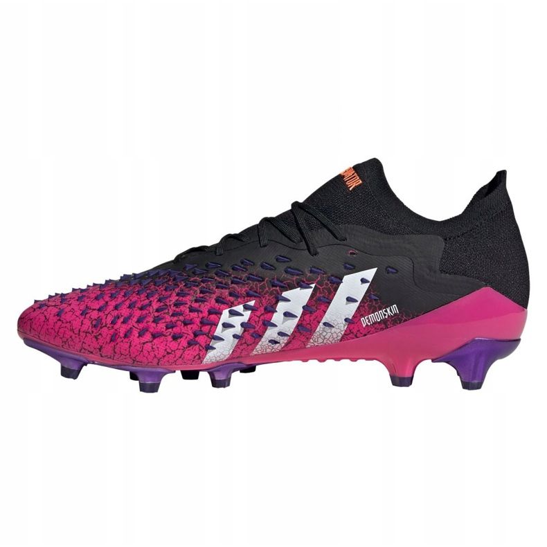 Adidas Predator Freak.1 Low Ag M FZ3751 futballcipő fekete, fekete, rózsaszín fekete 1