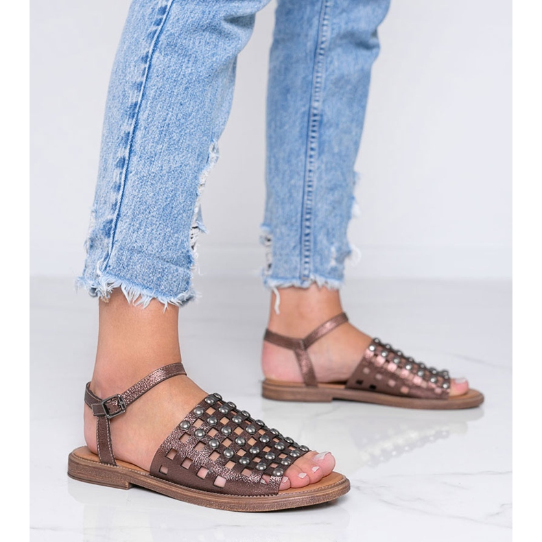 Barna napfényes barna szandál 1