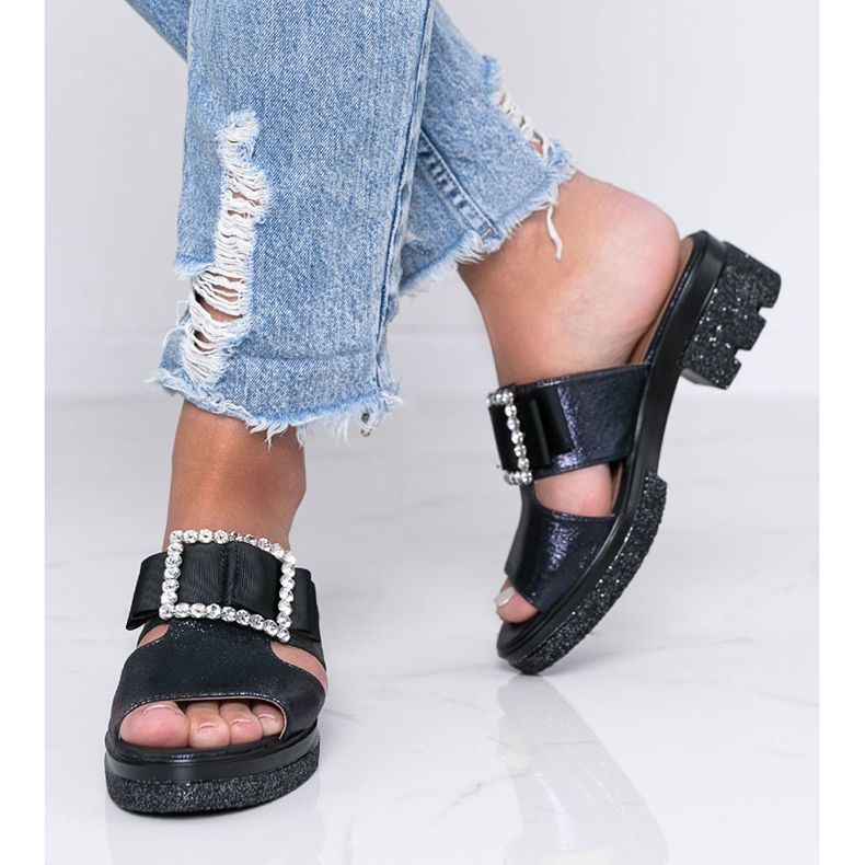 Kék fényes papucs Lizzy csatdal 1