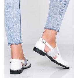 Fehér fényes cipő Madison Ave 1