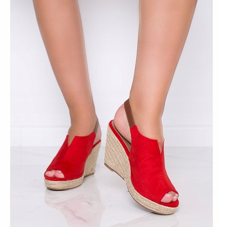 Lindy vörös ékű szandálja piros 1