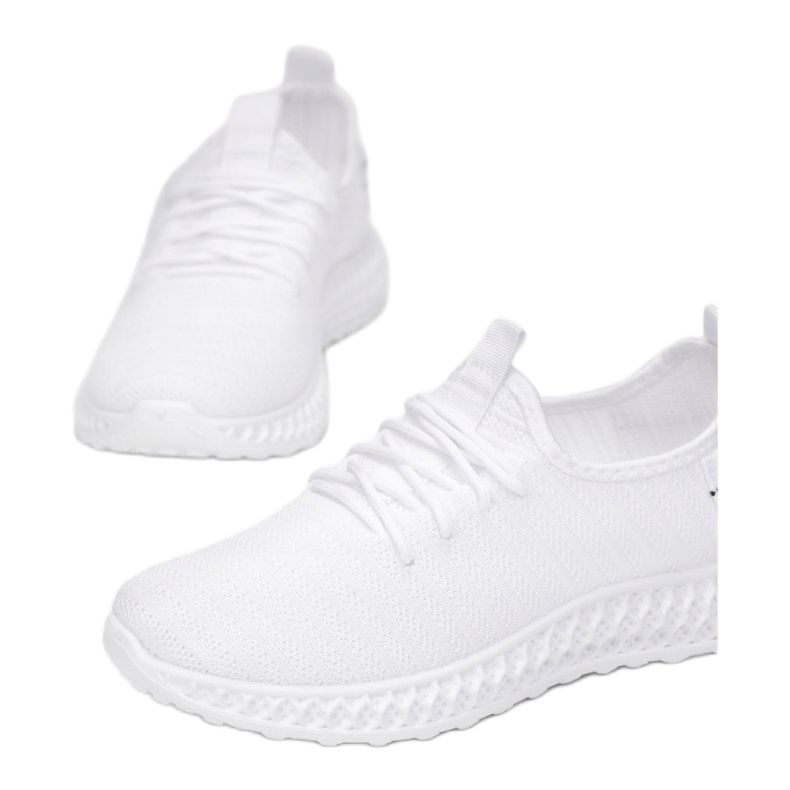 Vices Satuk FF-16-71-fehér 1 Vices Satuk FF-16-71-fehér 1