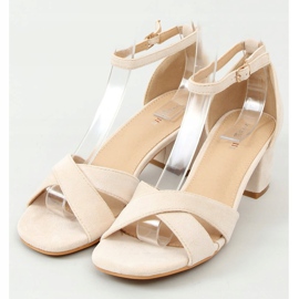 Bézs magas sarkú szandál 8832 Bézs 1