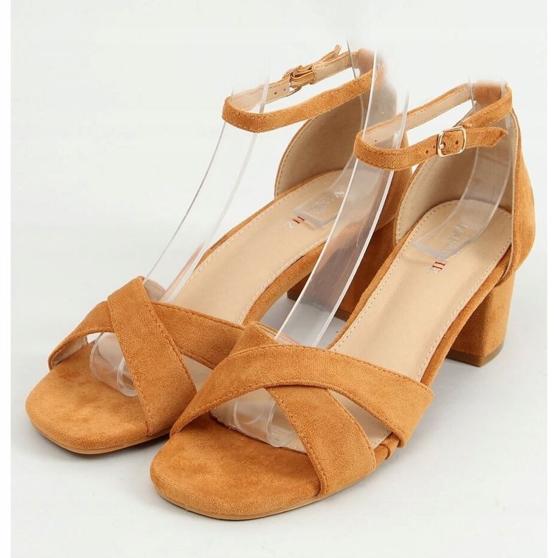 Szandál magas sarkú teve 8832 Camel barna 1