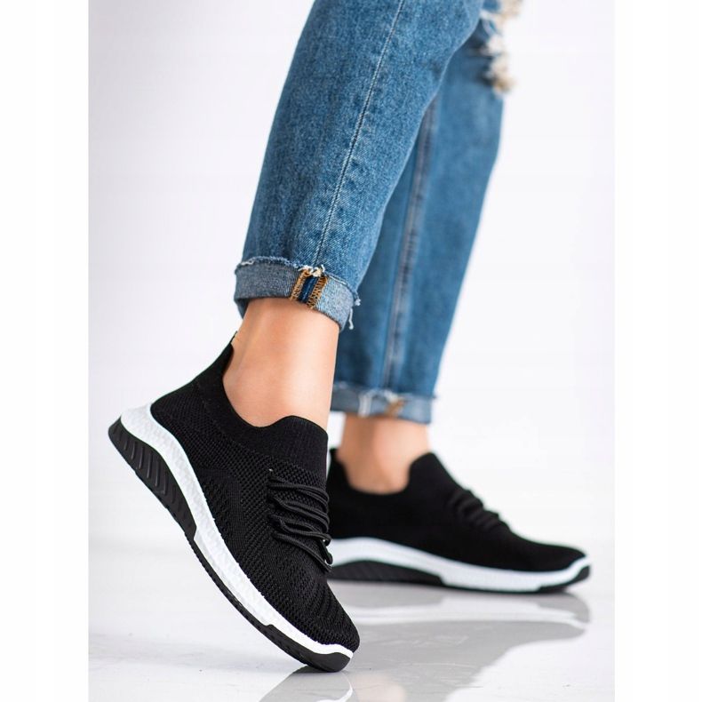 Camo Áttört fekete cipők 1