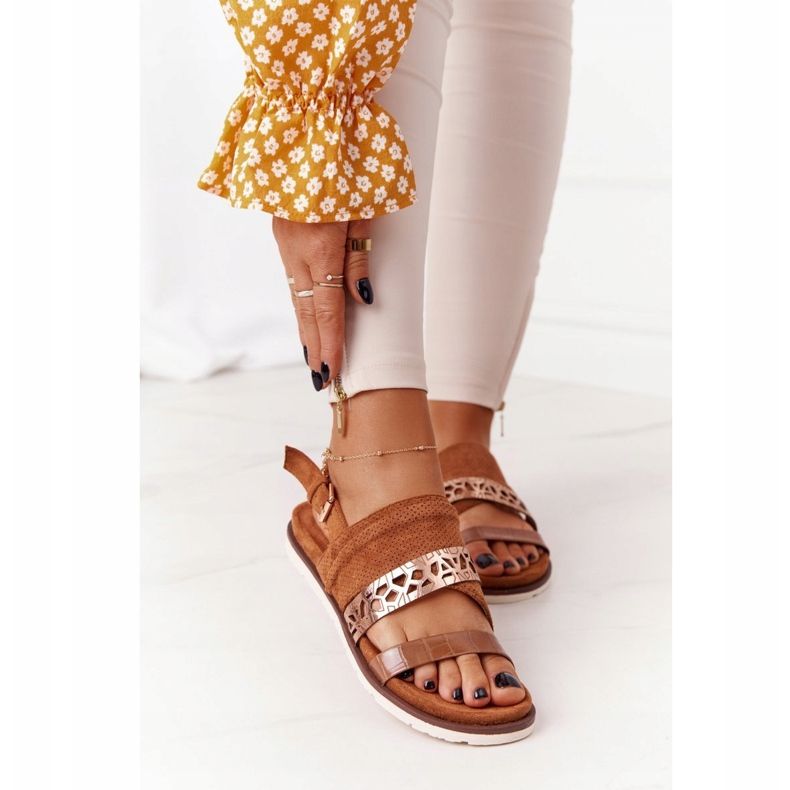 EVE Női velúr szandál Camel Asturias barna 1