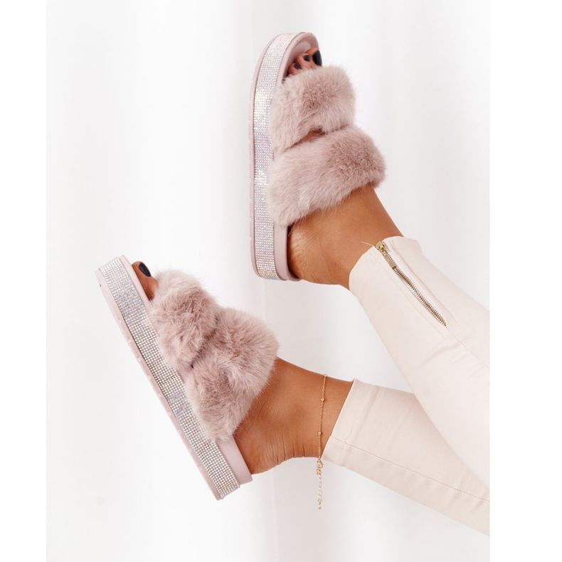 PS1 Bézs papucs a platformon szőrmével és köbös cirkóniával Wow! 1