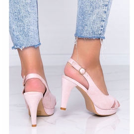 Rózsaszín szandál a Big Girl tűsarkún 2