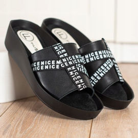 Filippo Bőr divat papucs fekete 1