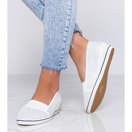 Fehér fényes balerinák a Glam Star ék sarkán 1