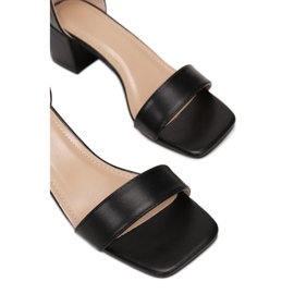 Vices 2324-38-fekete 1