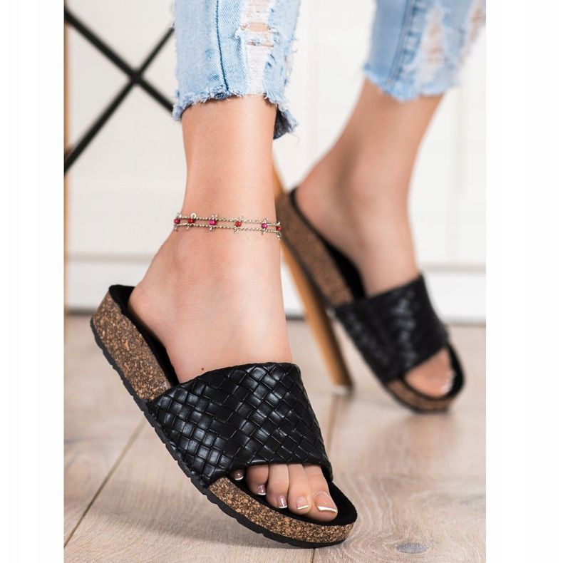 SHELOVET Divatos fonott papucs fekete 2