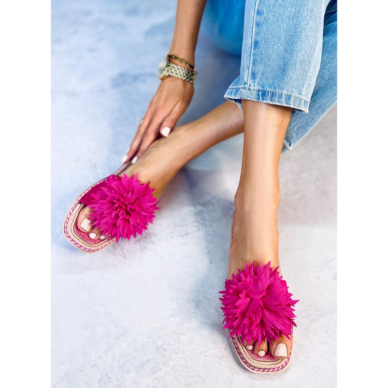 Papucs fukszia virággal 35-218 Szilva vörös rózsaszín 2 Papucs fukszia virággal 35-218 Szilva vörös rózsaszín 2