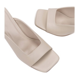 Vices Satuk 0724-6-42-bézs 1 Vices Satuk 0724-6-42-bézs 1