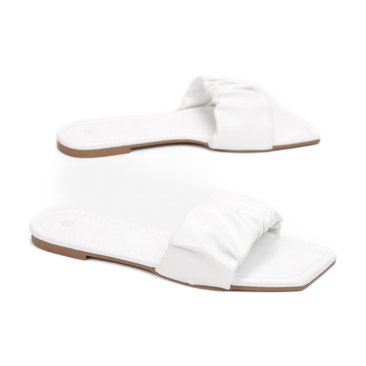 Vices Satuk LDAY-F25-71-fehér 1 Vices Satuk LDAY-F25-71-fehér 1