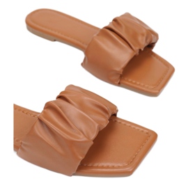 Vices Satuk LDAY-F25-68-teve barna 1