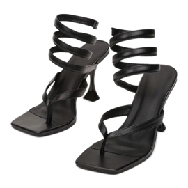 Vices Satuk 93121-7-38-fekete 1