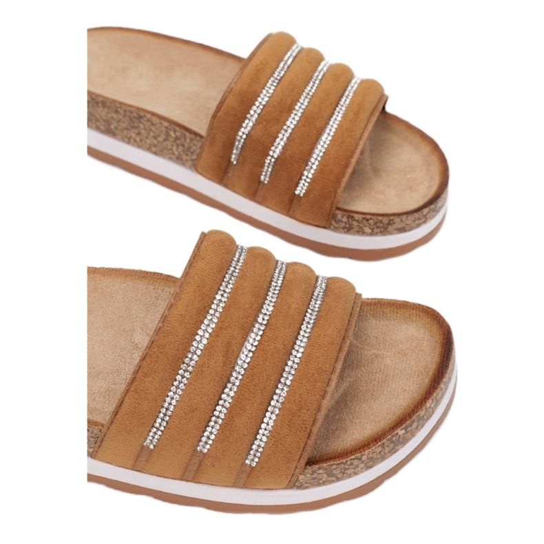 Vices Satuk CM-2085-68-teve barna 1