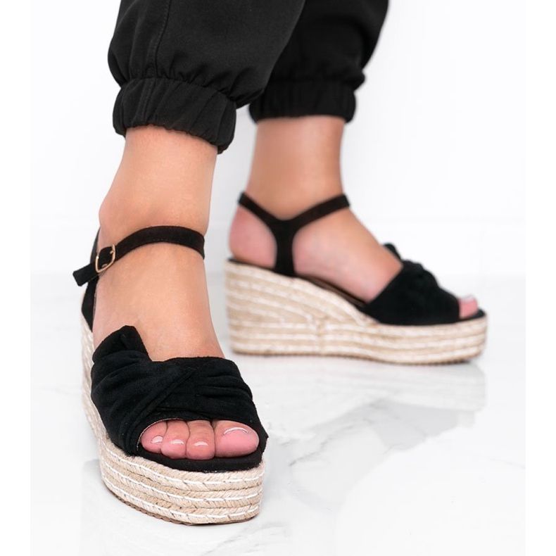 Fekete espadrillák az ékön Minh 1 Fekete espadrillák az ékön Minh 1