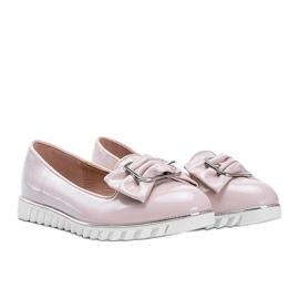 Bézs színű lakkozott cipók Nemesise íjjal 1