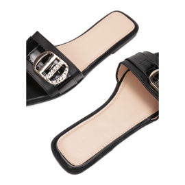 Vices Satuk 12C-38-fekete 1 Vices Satuk 12C-38-fekete 1