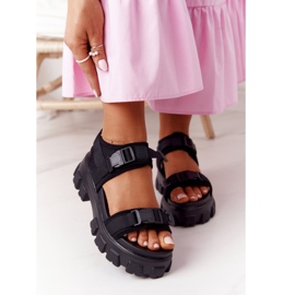 PS1 Szandálok a masszív fekete platformon, magasan repülnek 2