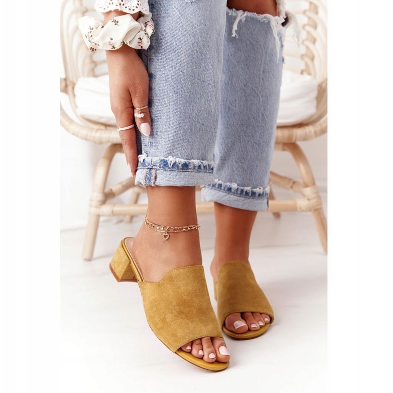 Velúr papucs a sarkán Sergio Leone KL313 Sárga 2