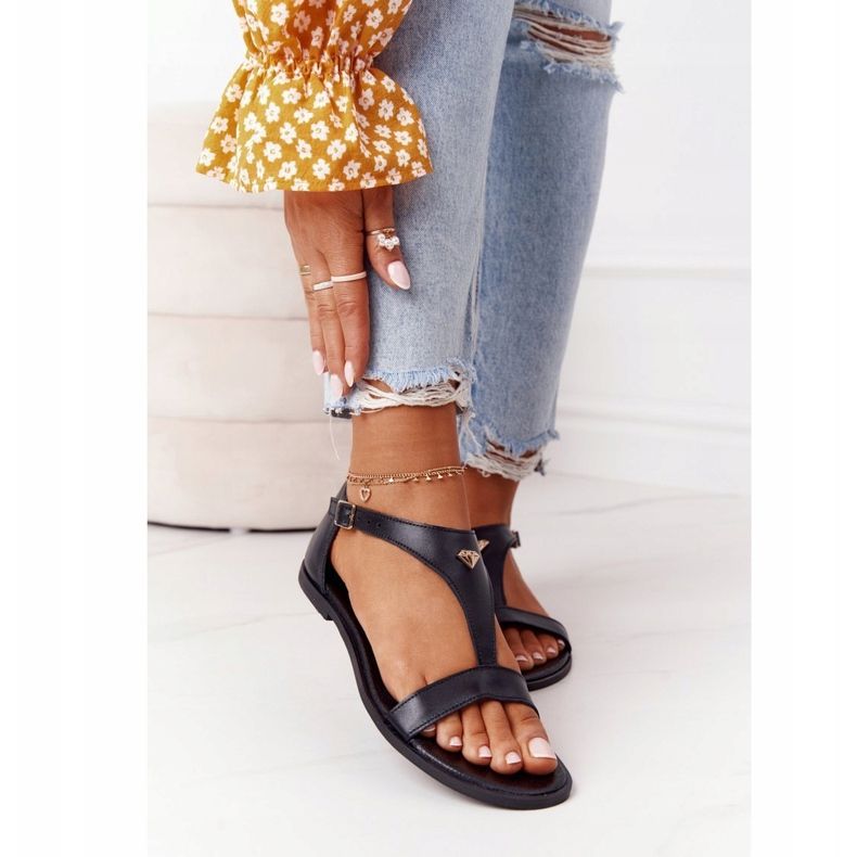 Női bőr szandál Nicole 2648 fekete 2
