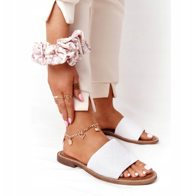 Bőr papucs steppeléssel Nicole 2650 fehér 1