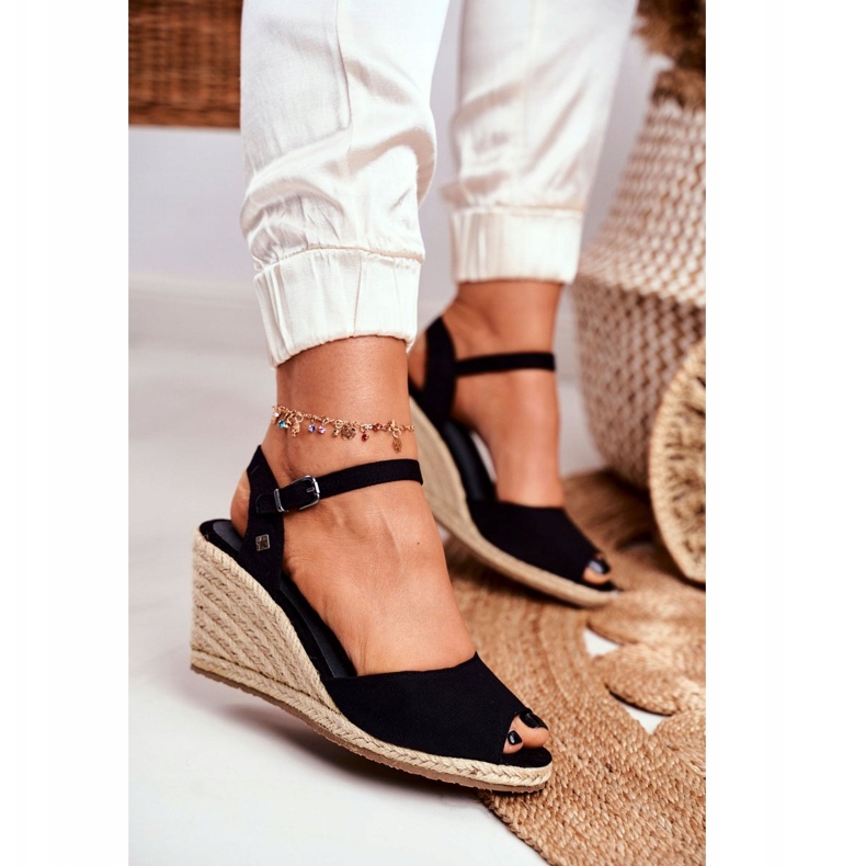 Big Star Női szandál fonott ékén Nagy csillag fekete DD274A209 2