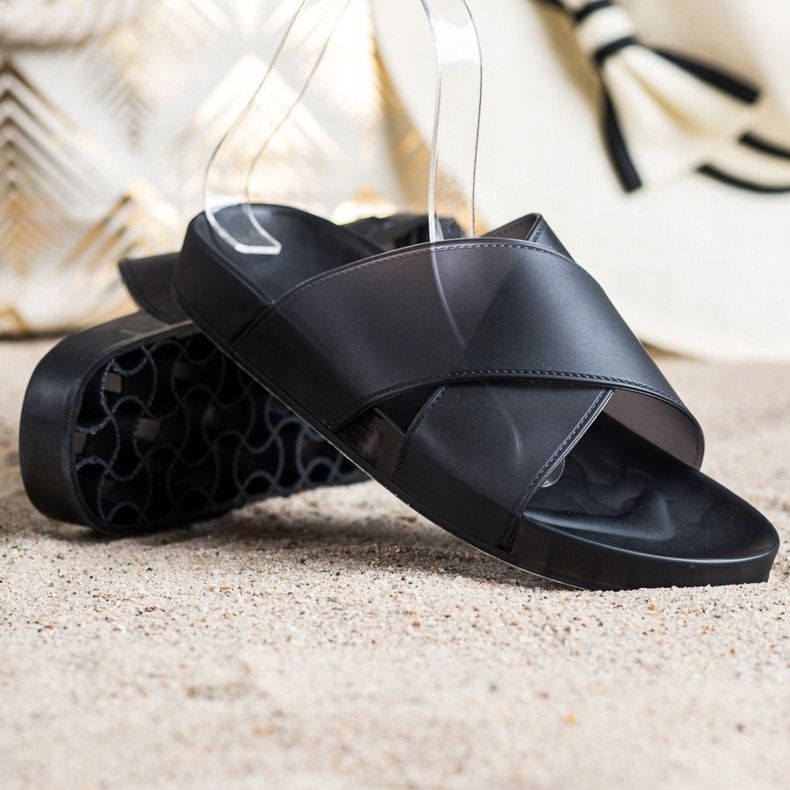 SHELOVET Divatos gumi papucs fekete 1