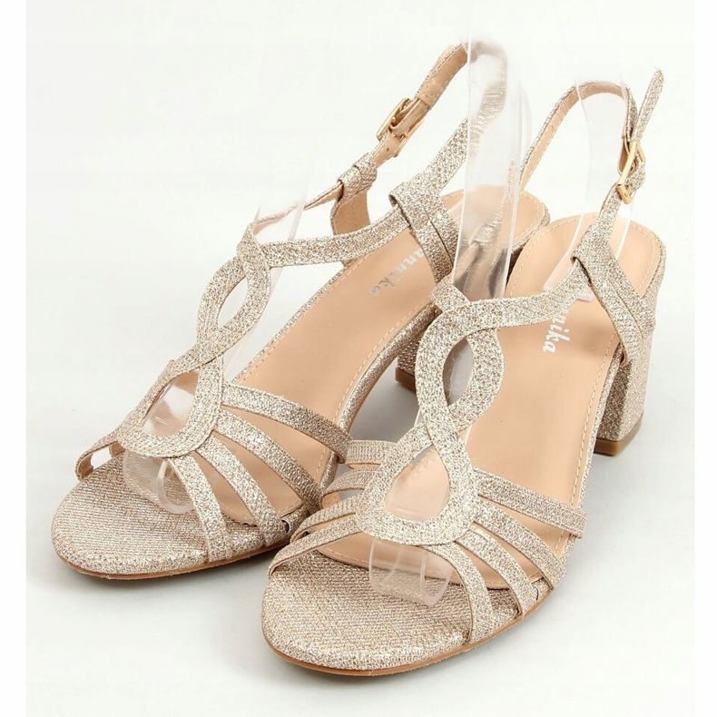 Arany magas sarkú szandál A3083 Arany aranysárga 1