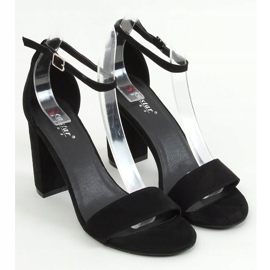 Fekete szandál a poszton AF03P Fekete 1