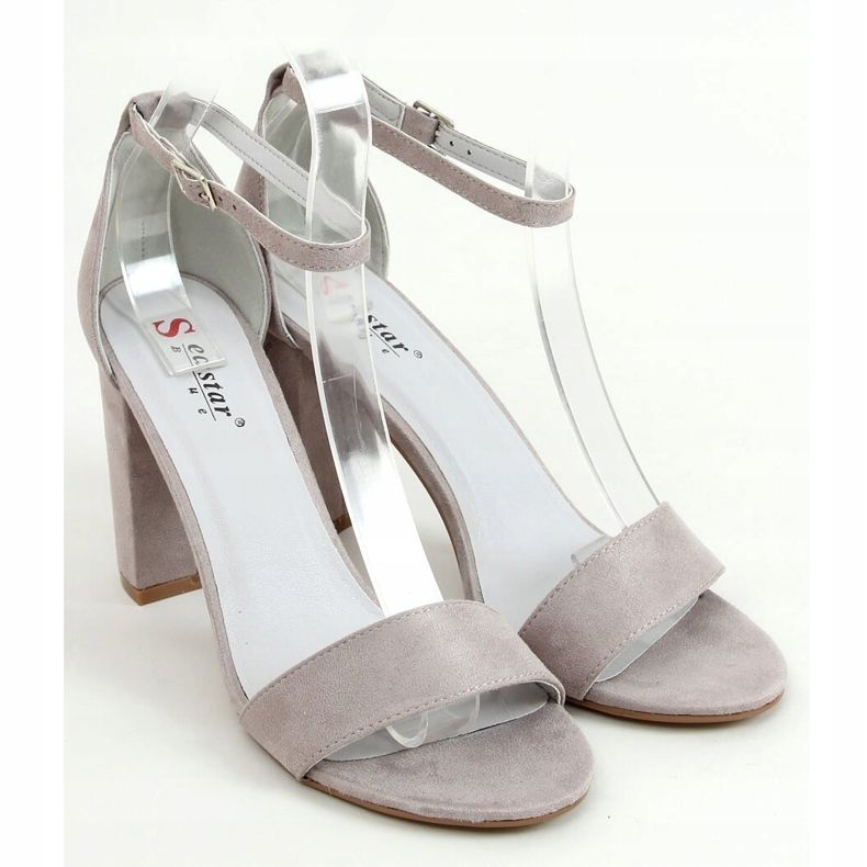 Szürke szandál a poszton AF03P Szürke 1