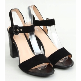 Fekete magas sarkú szandál SL1008P Fekete 1