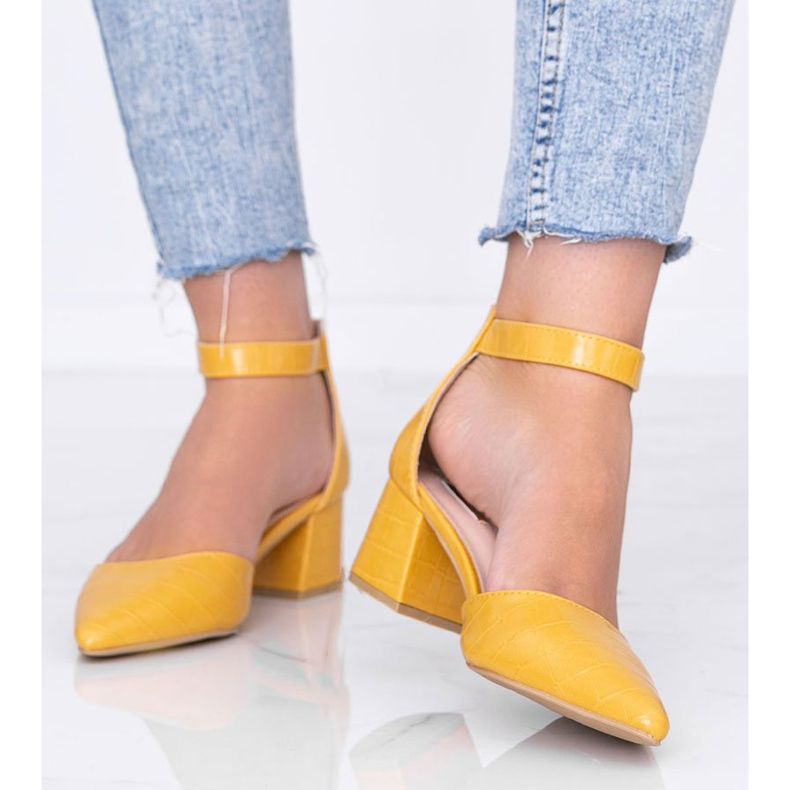 Mustár transzfer egy Lindsey tömbön sárga 1 Mustár transzfer egy Lindsey tömbön sárga 1