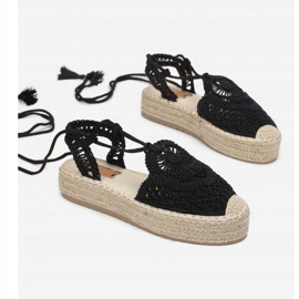 Vices Satuk 3519-38-fekete 1