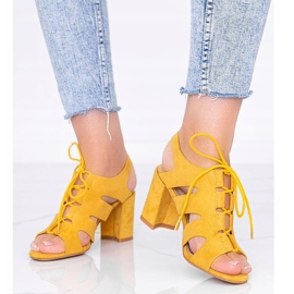 Mustár kötött szandált az Isabella postán sárga 1