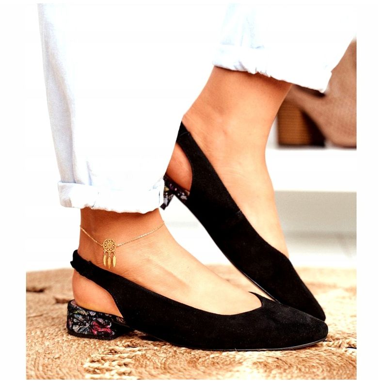 Női szivattyú Bőr felcsúsztatható Maciejka Miami fekete 04482-01 4