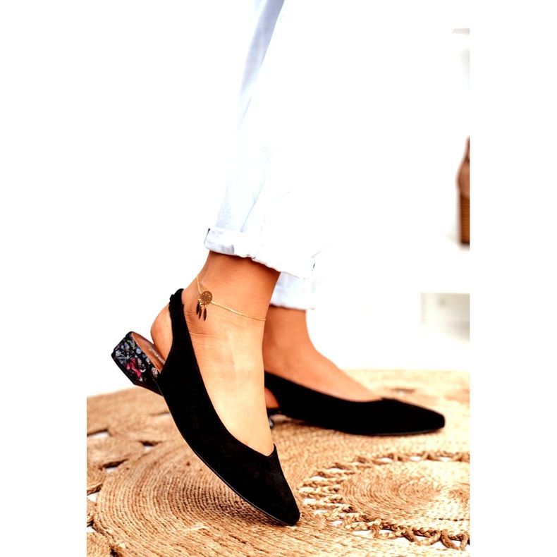 Női szivattyú Bőr felcsúsztatható Maciejka Miami fekete 04482-01 1