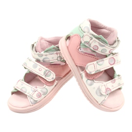 Magas profilaktikus szandál Mazurek 1291 fehér rózsaszín zöld 2