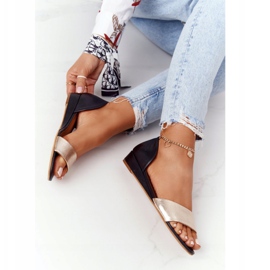 Maciejka bőr szandál 1971-46 Fekete és arany 1